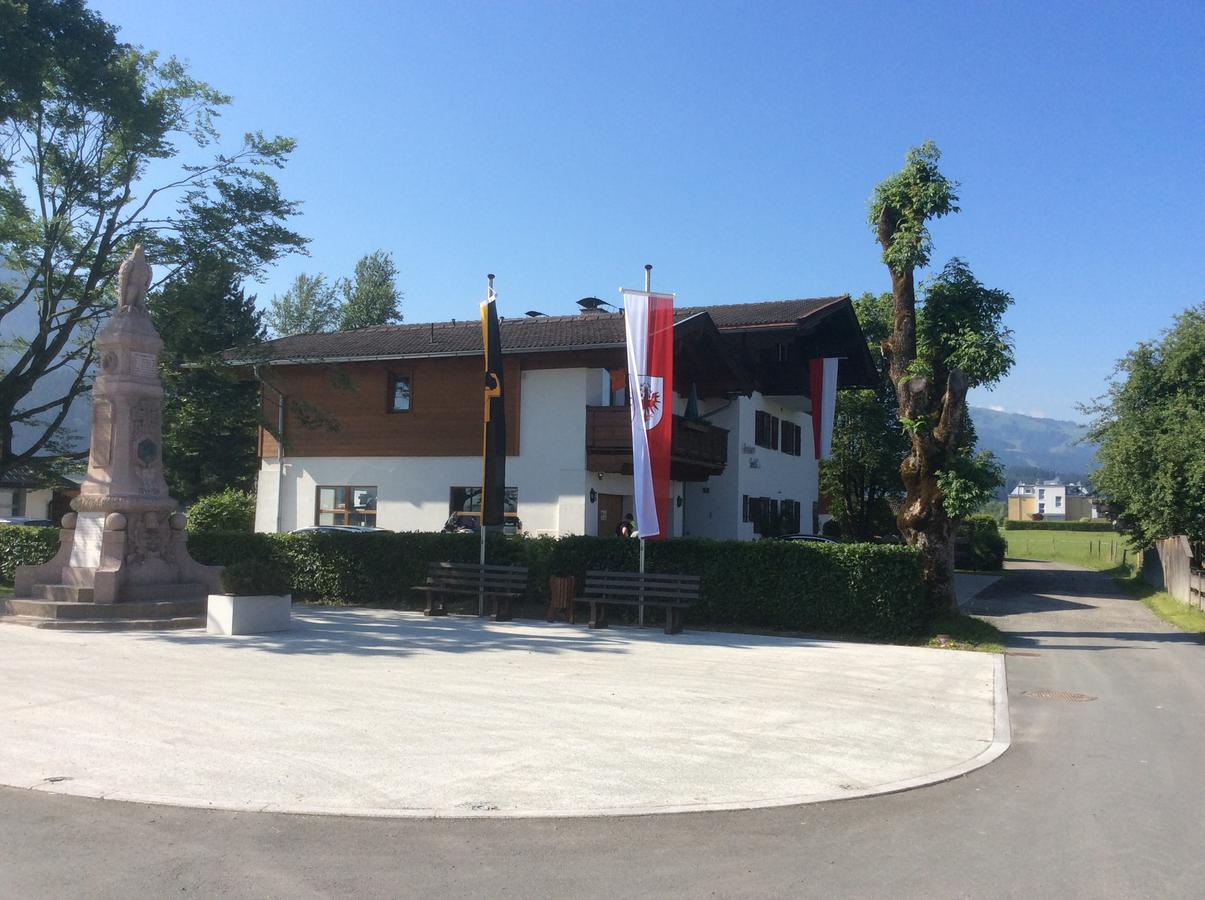 Bed And Breakfast Pension Foidl โอแบร์นดอร์ฟ อิน ทิโรล ภายนอก รูปภาพ